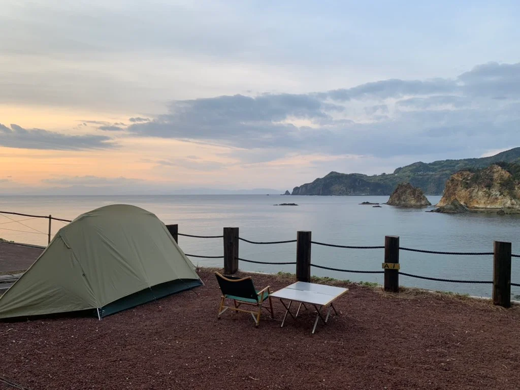 Camping gần biển